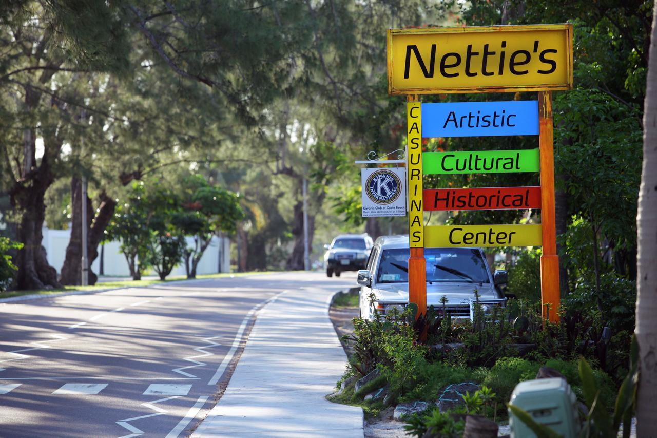 Nettie'S Different Of Nassau Casuarina'S Hotell Exteriör bild